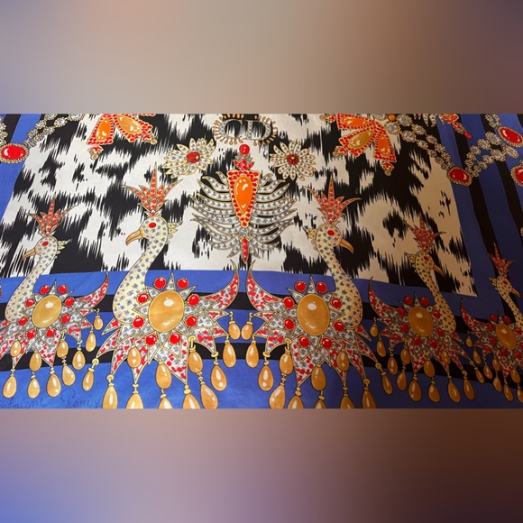 Christian Dior Jeweled Scarf. 100% Silk. Hand Rolled. Multicolor. Made in Italy. - Picture 11 of 13